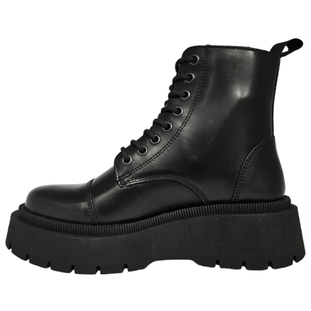 BOTA LEVIS NEGRA