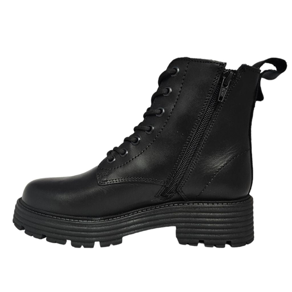 Bota levis negra